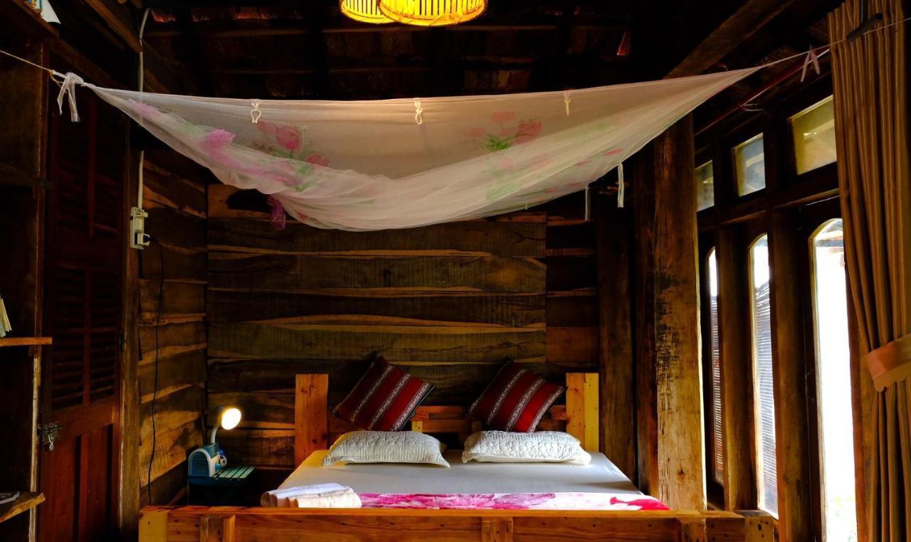 Plei Homestay & Cafe Плей Ку Екстериор снимка